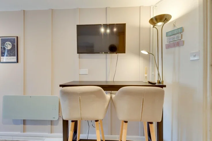 Flat Peverel Road in Cambridge