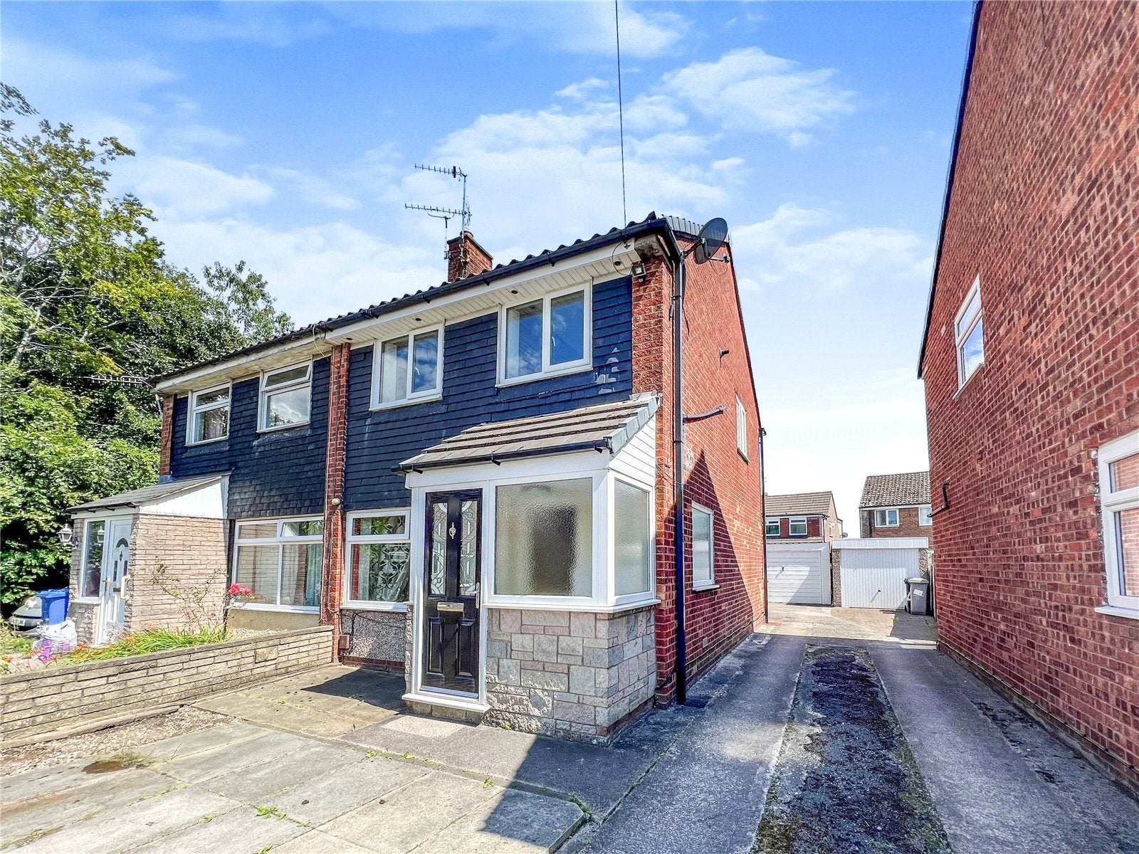 House Coll Drive in Trafford