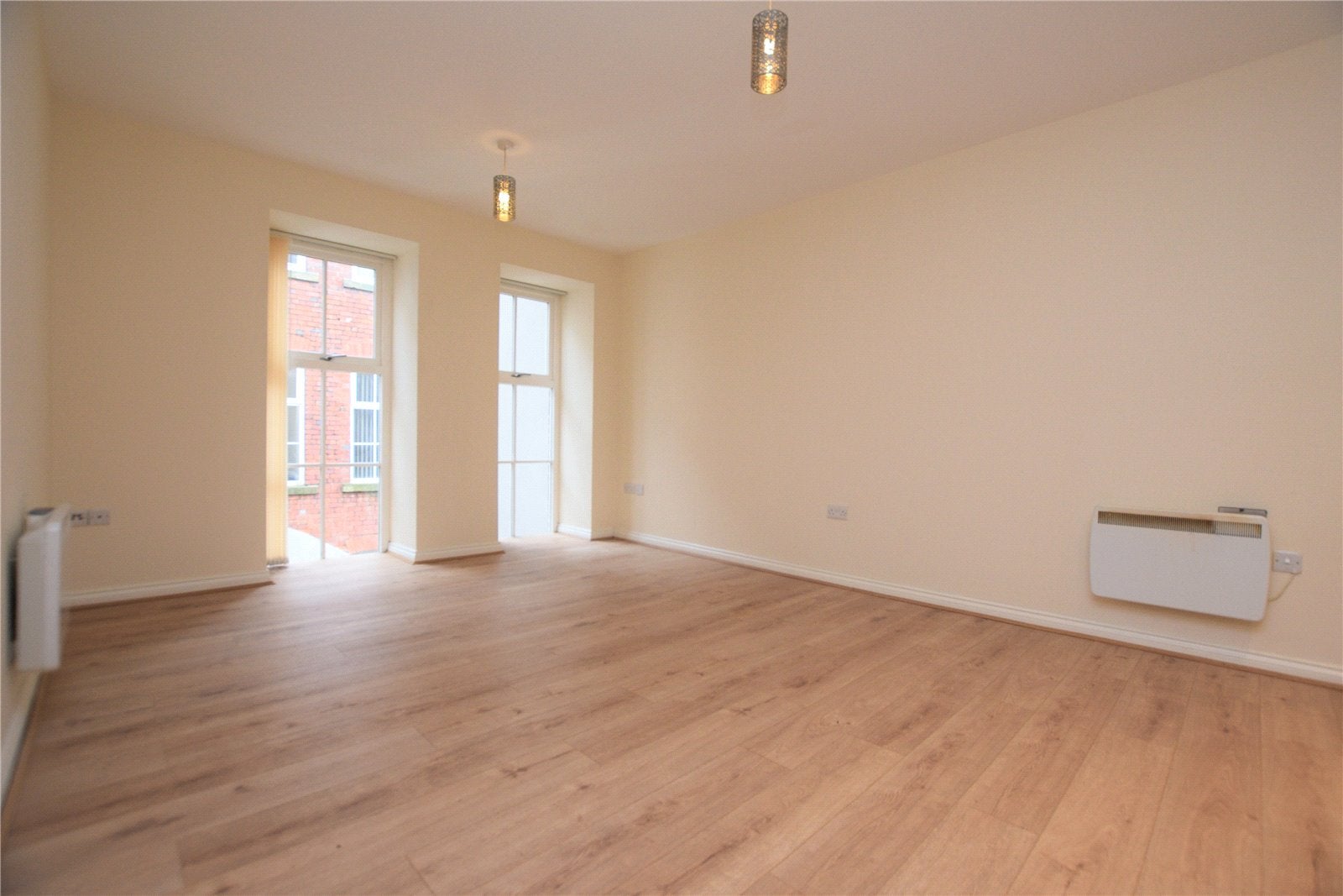 Flat South Queen Street in Leeds