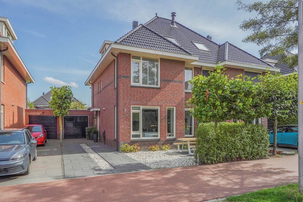 Huis Paul van Ostaijenlaan 8 in Berkel en Rodenrijs