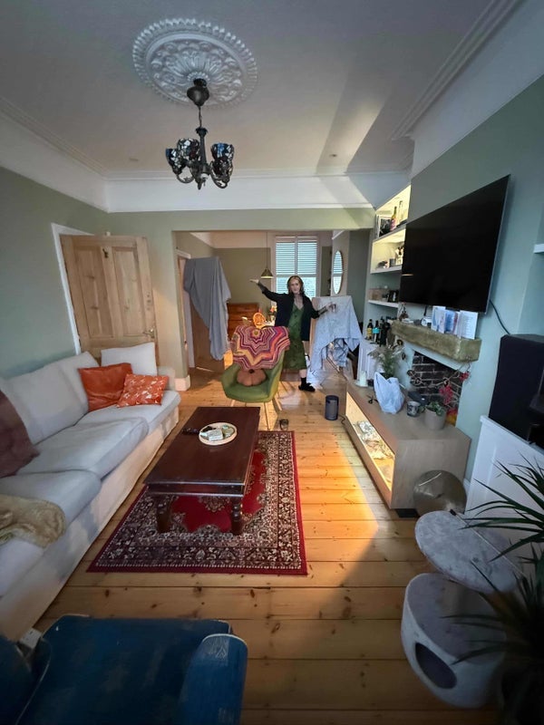 Room Dongola Road in Greater London