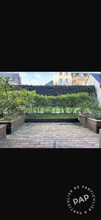 Flat Place Louis Armand in Deauville