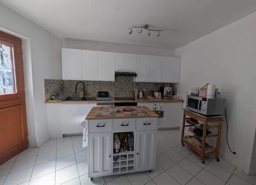 Appartement C 18 à Jouy-le-Châtel