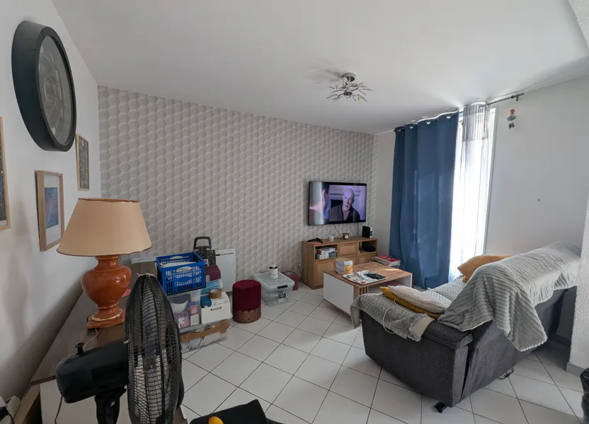 Appartement C 18 à Jouy-le-Châtel