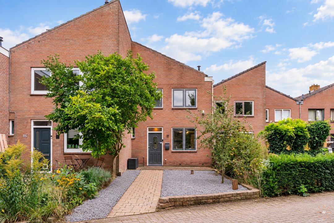 Huis Pieter Wariuslaan 84 in Midwoud
