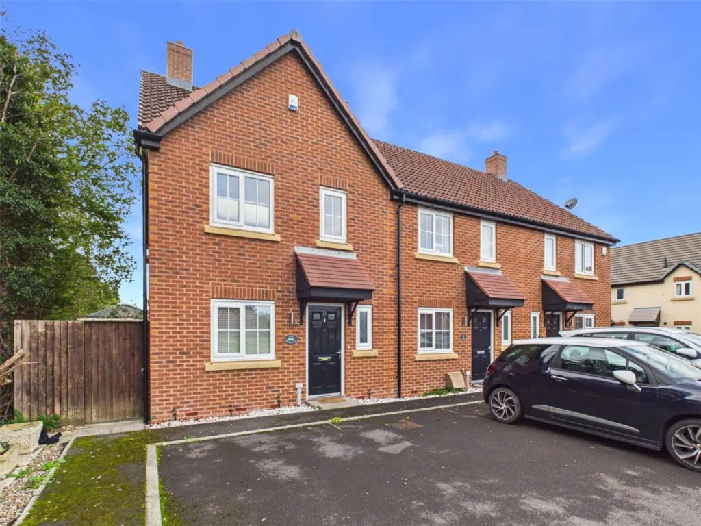 House Bluebell Drive in Tewkesbury