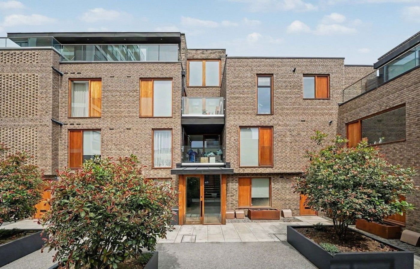 House Wilberforce Road in Greater London