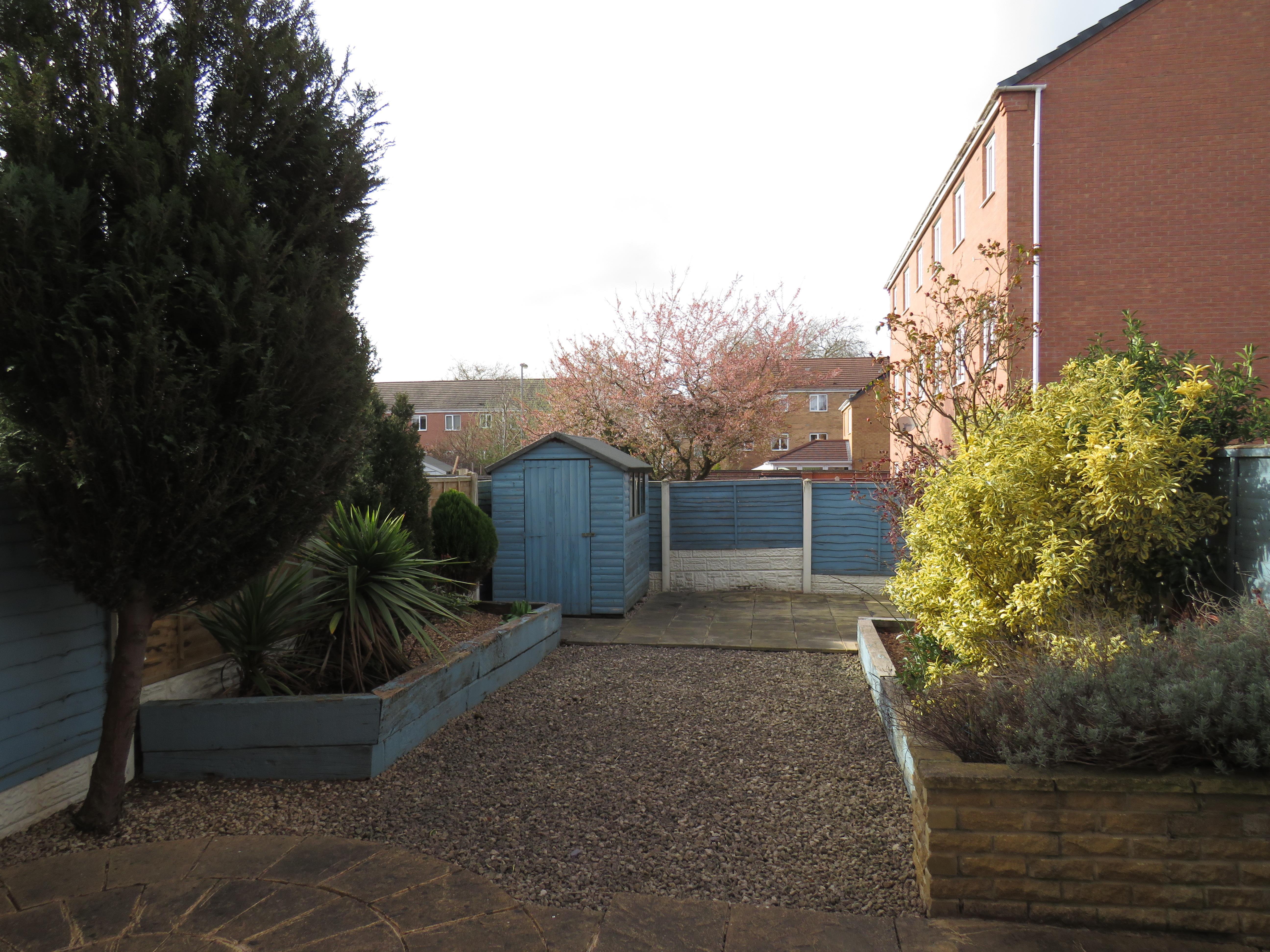 Flat Wellington Close in Stafford