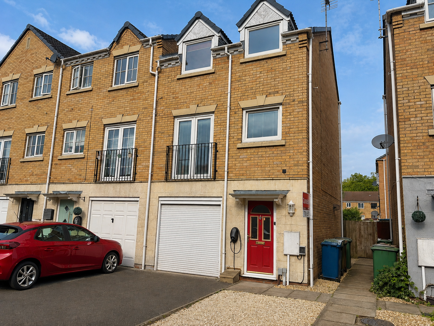 Flat Wellington Close in Stafford