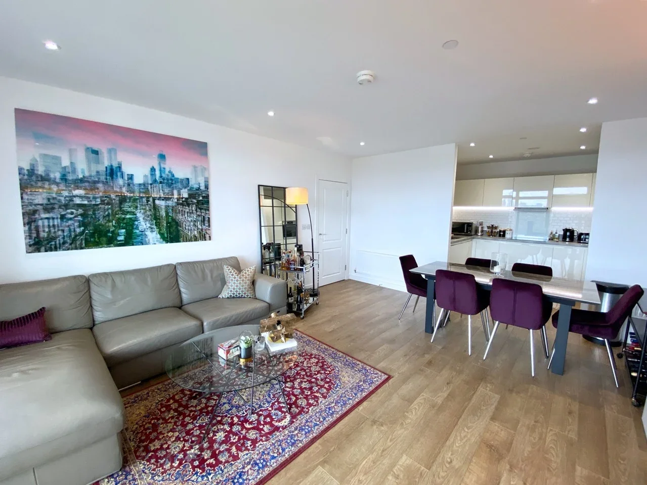 Flat Madeira Street in Greater London