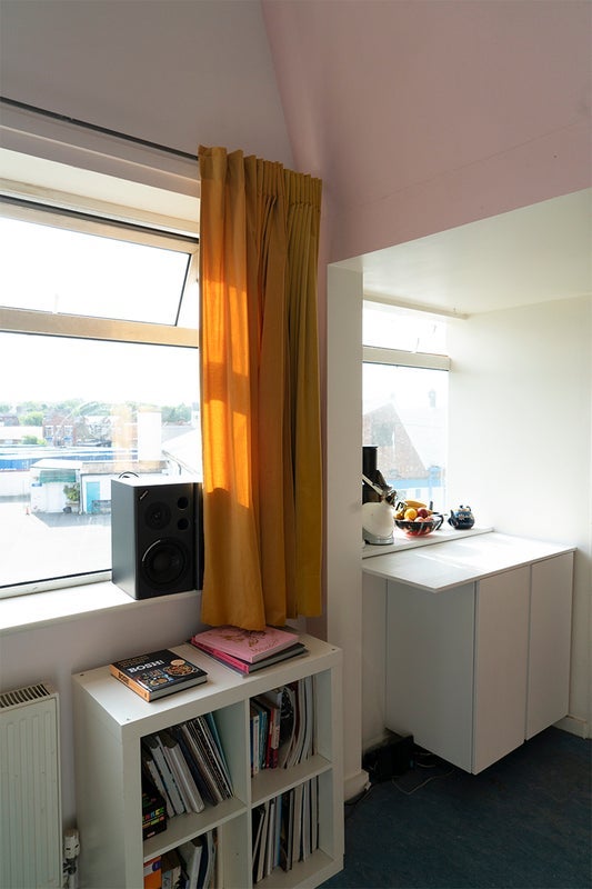 Room Eade Road in Greater London