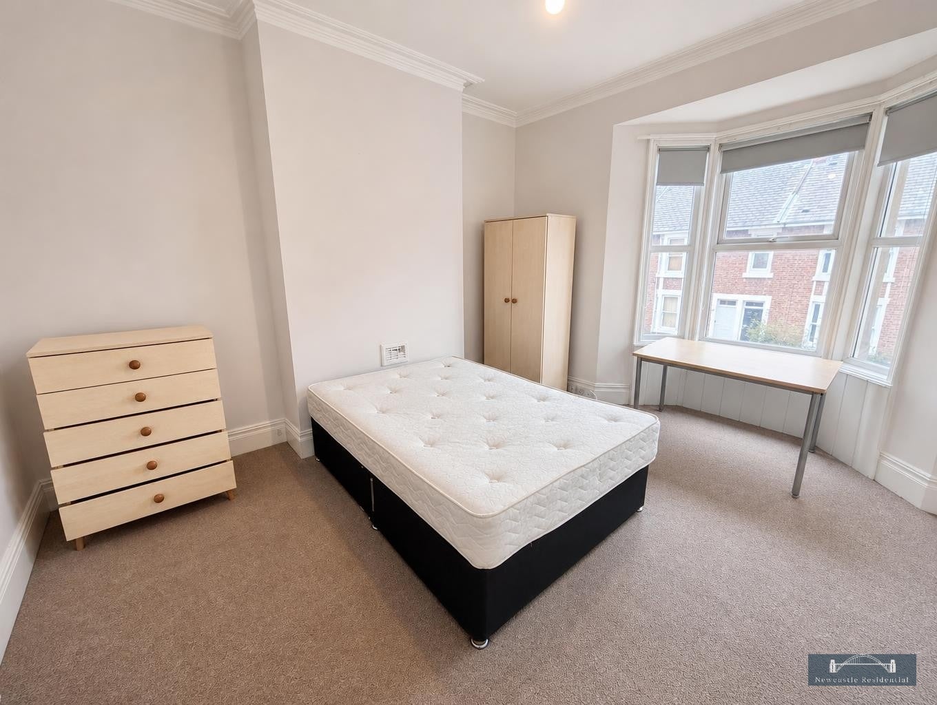 Flat Warwick Street in Newcastle upon Tyne
