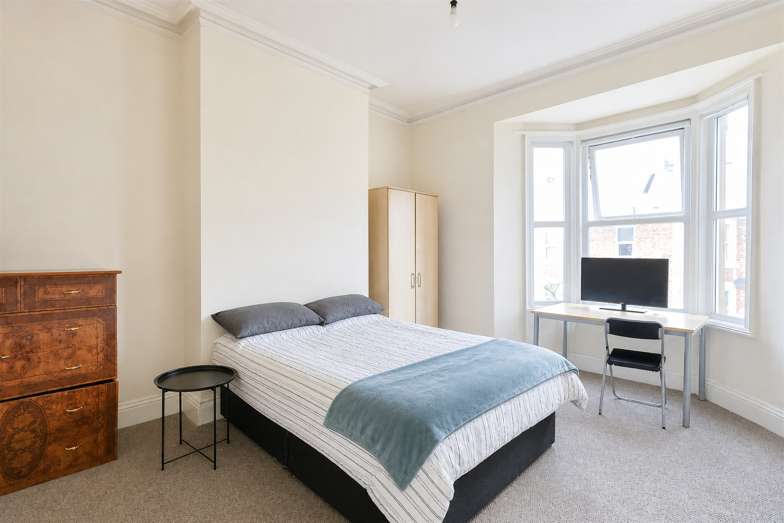 Flat Warwick Street in Newcastle upon Tyne