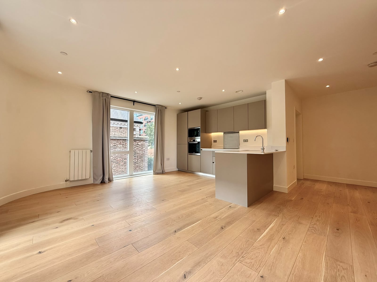Flat No 1 Street in Greater London