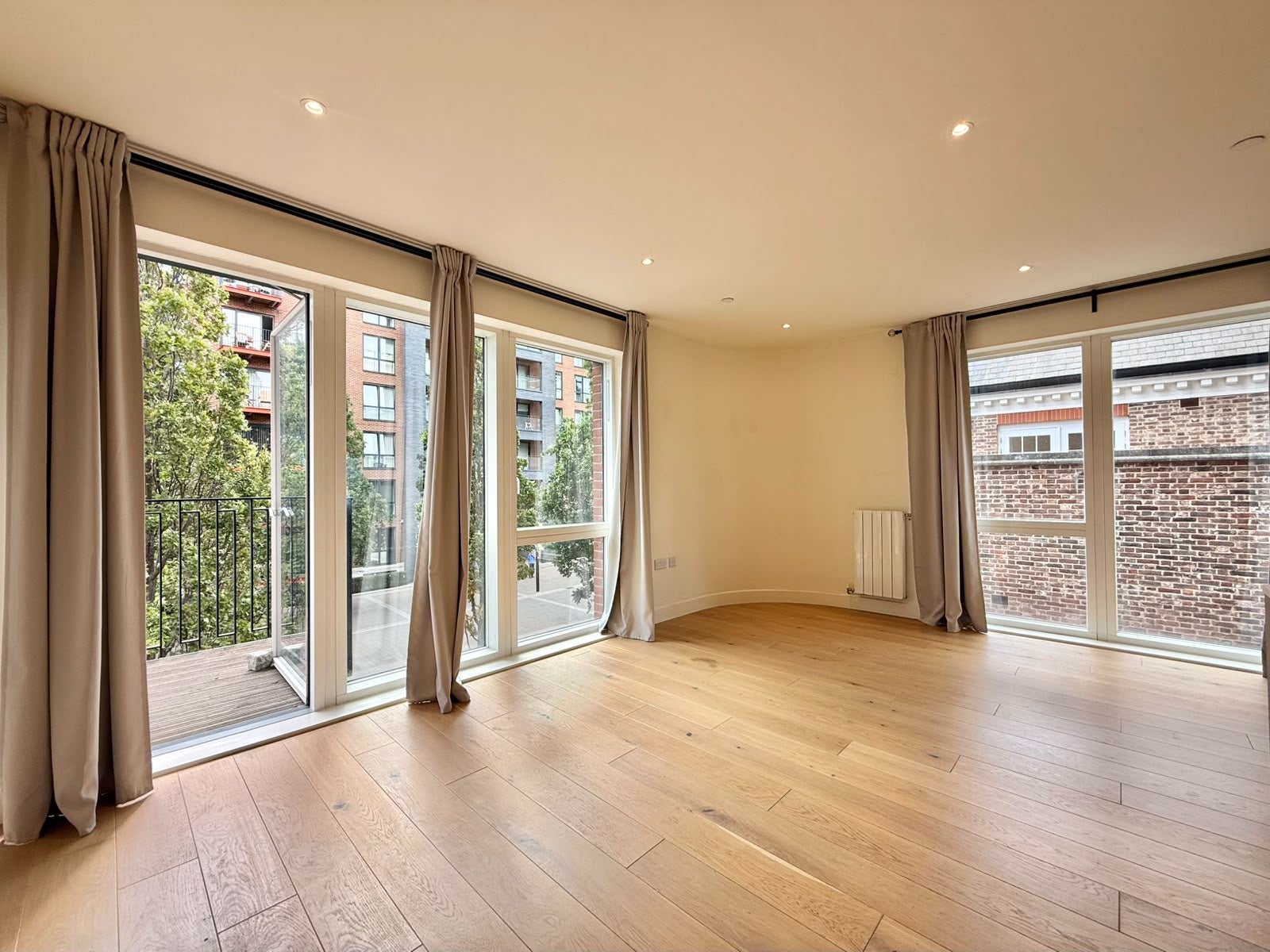 Flat No 1 Street in Greater London