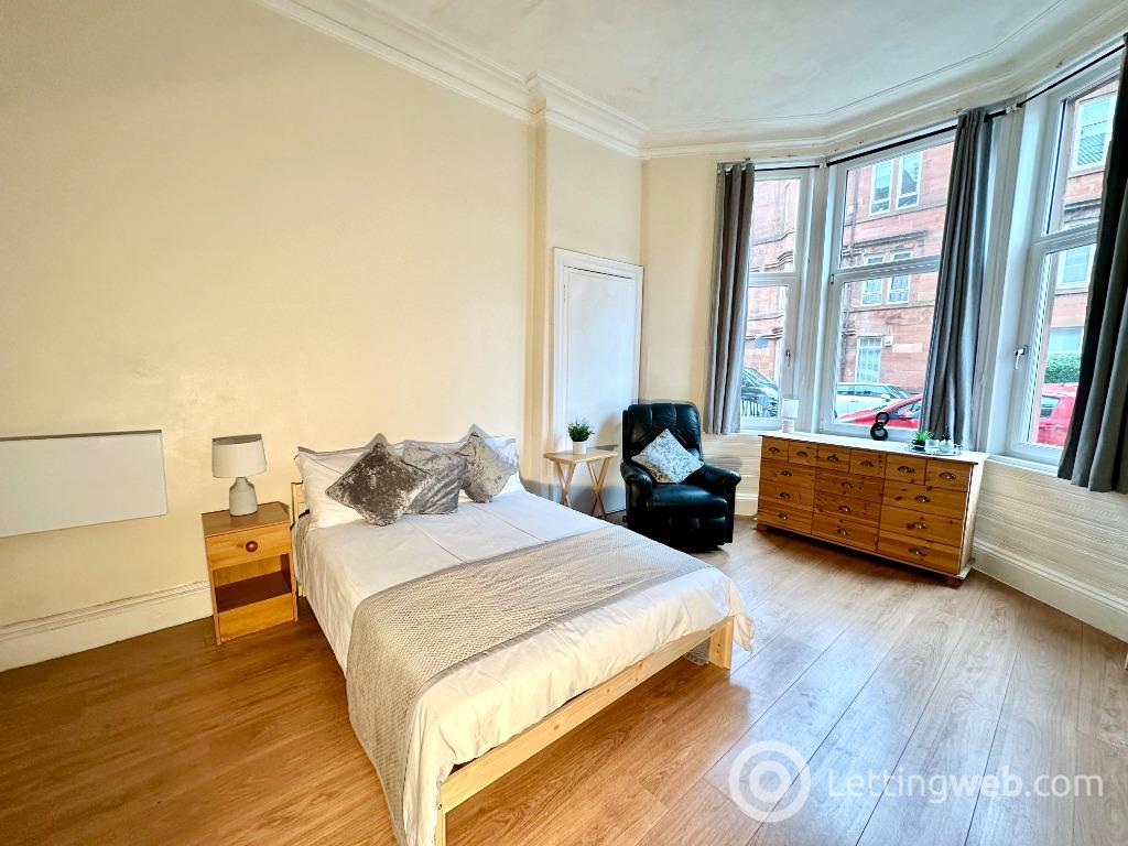 Flat Cartvale Road in Glasgow