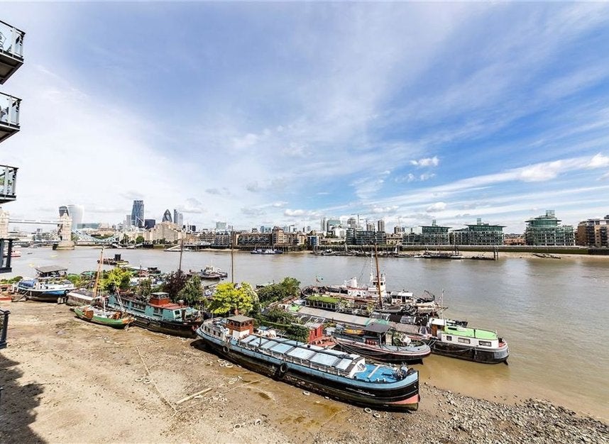 Flat Bermondsey Wall West in Greater London