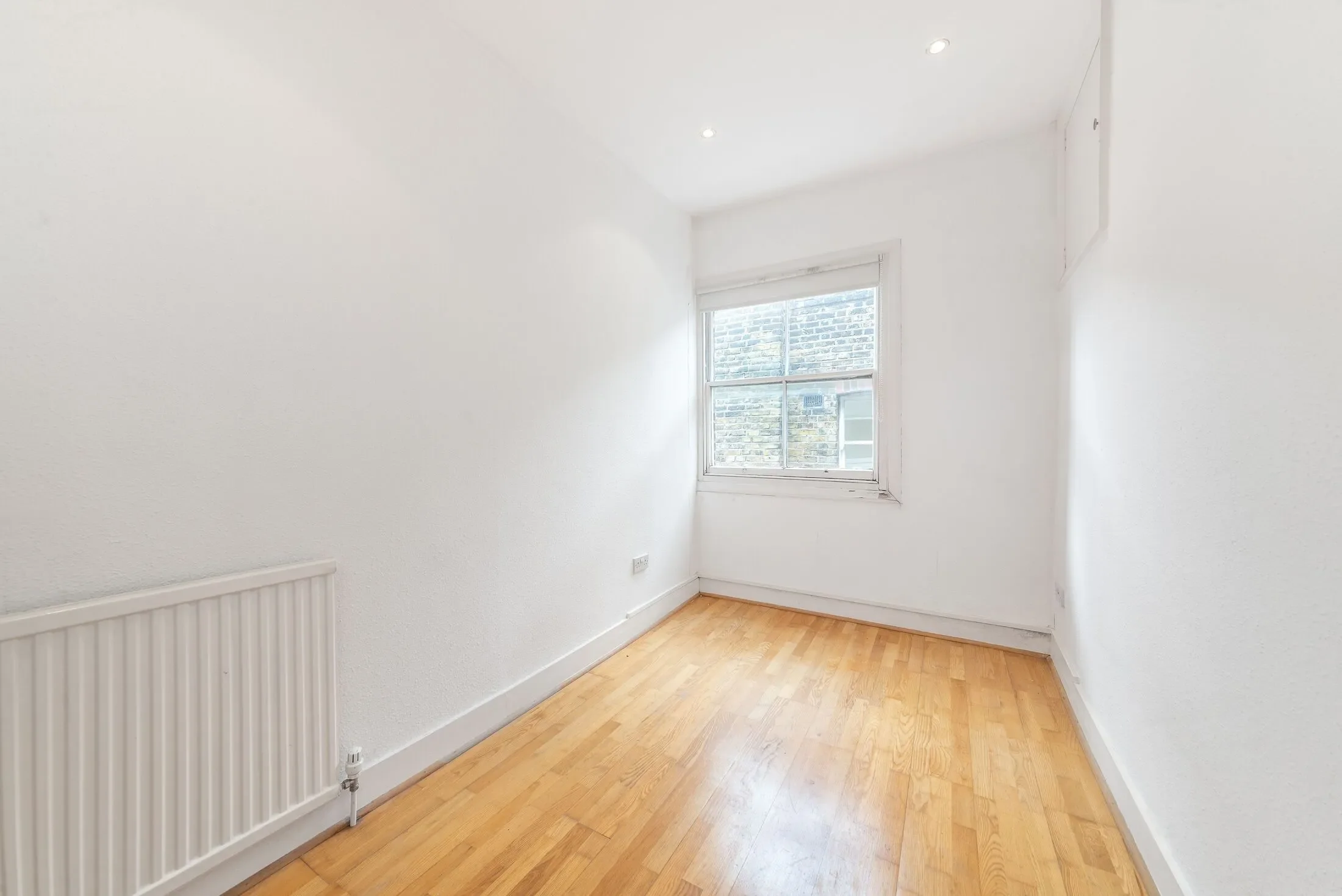 Flat Arkwright Road in Greater London