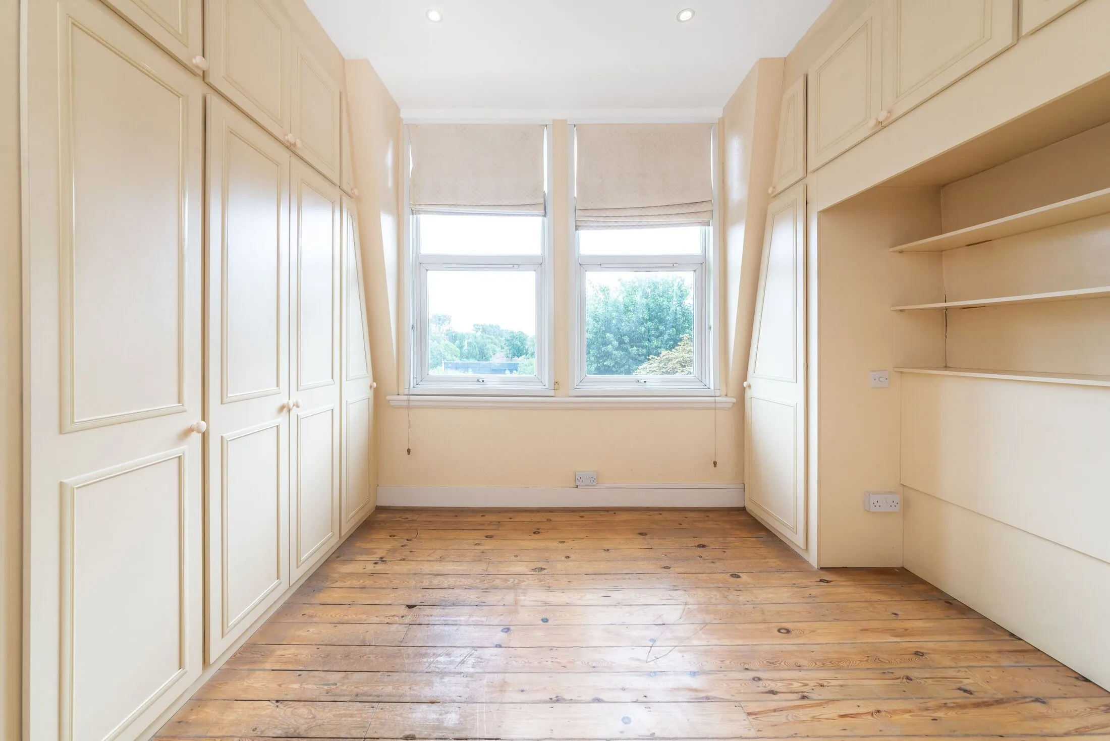 Flat Arkwright Road in Greater London