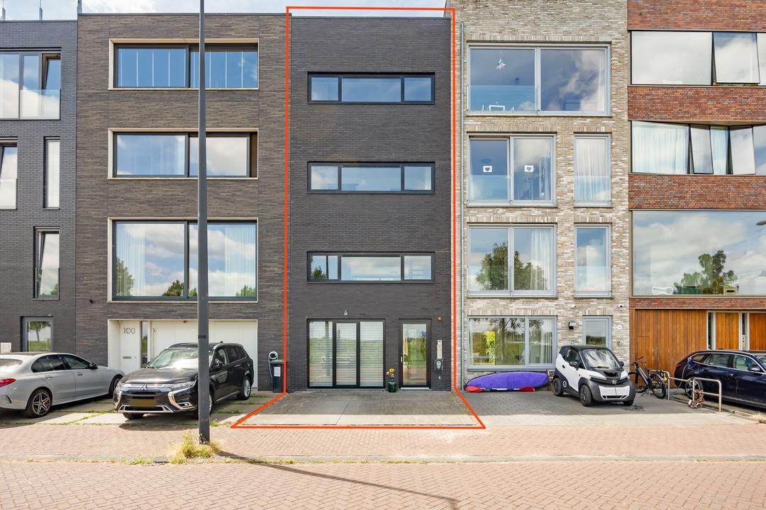 Tussenwoning te koop: Kea Boumanstraat 98, Amsterdam