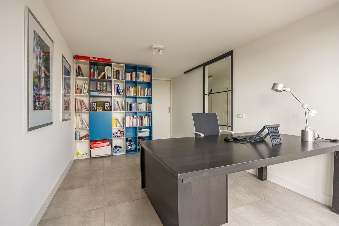 Tussenwoning te koop: Kea Boumanstraat 98, Amsterdam
