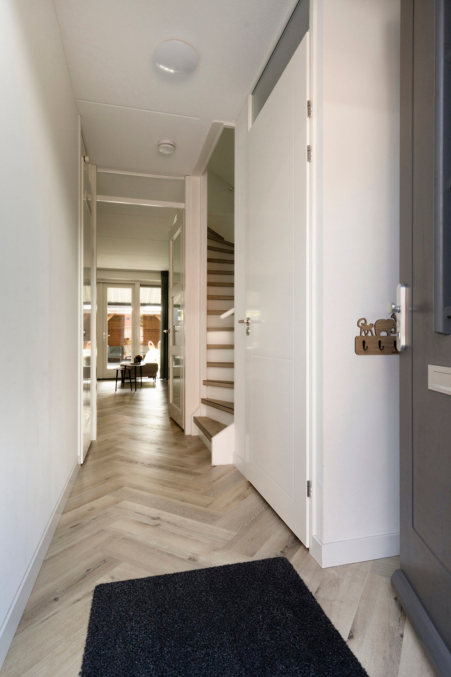 Tussenwoning te koop: Hoenwaard 60, Ede
