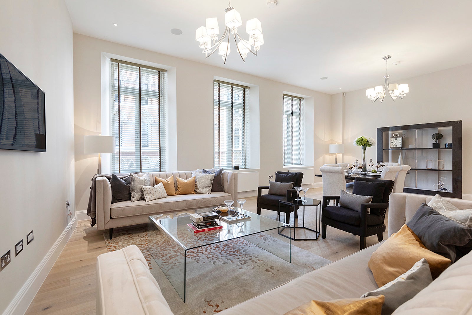 Flat Strand in City of Westminster