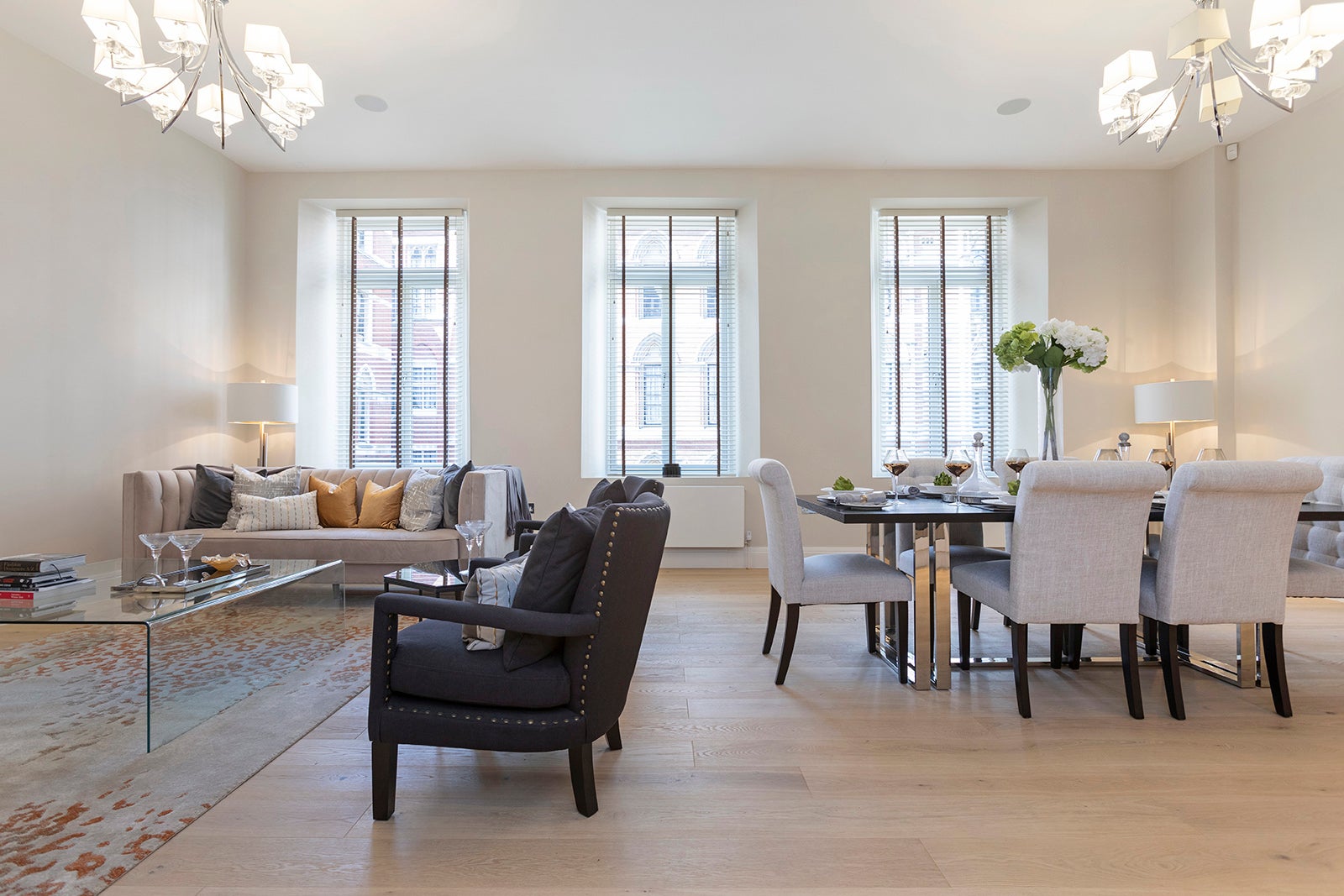 Flat Strand in City of Westminster