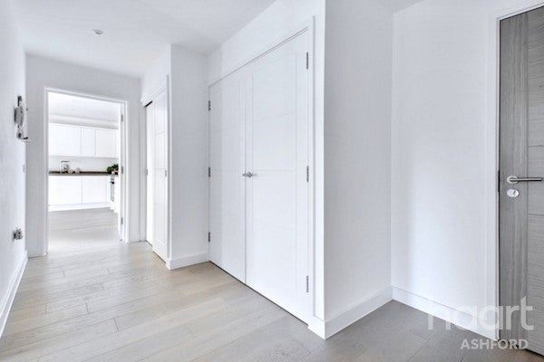 Room Bower Place in Maidstone