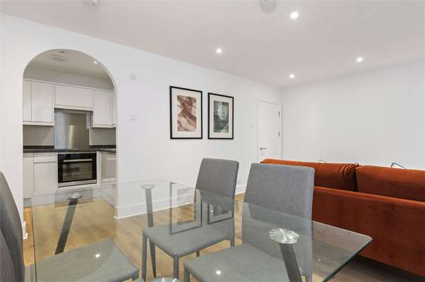 Flat Fleet Street in City of London