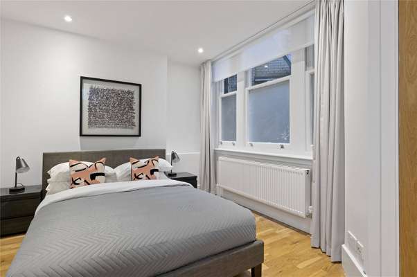 Flat Fleet Street in City of London