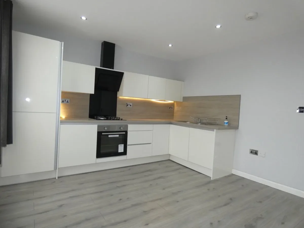 Flat Angel Lane in Greater London