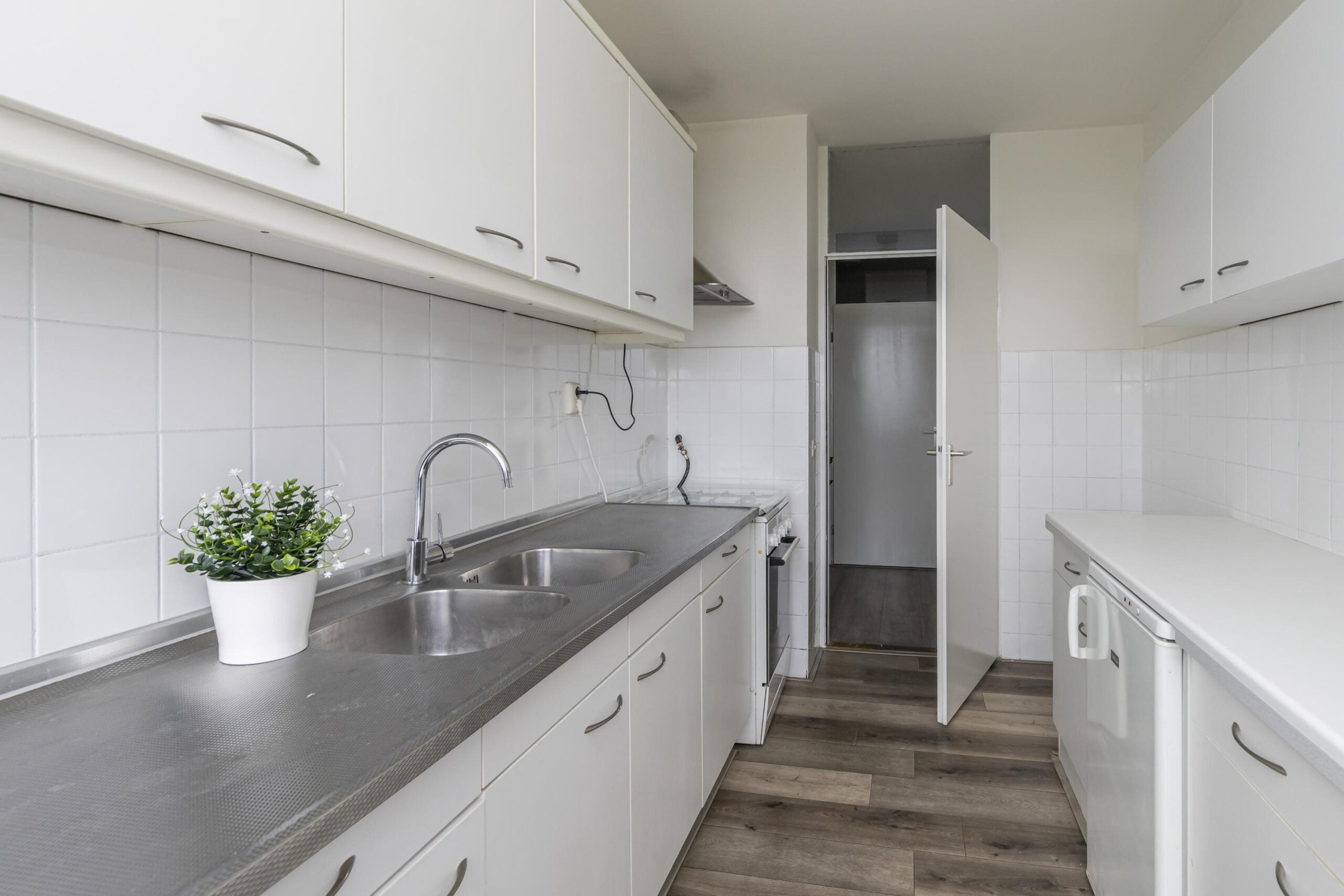 Appartement te koop: Adama van Scheltemaplein 39, Delft