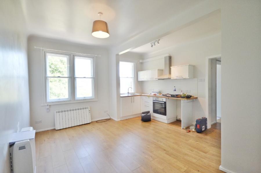 Flat Ferringham Lane in Worthing