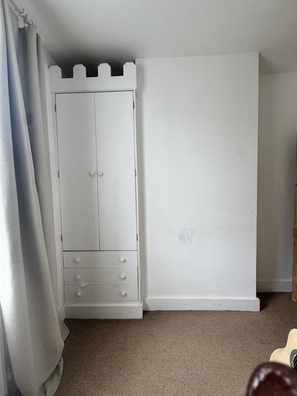 Room Cedar Road in Greater London
