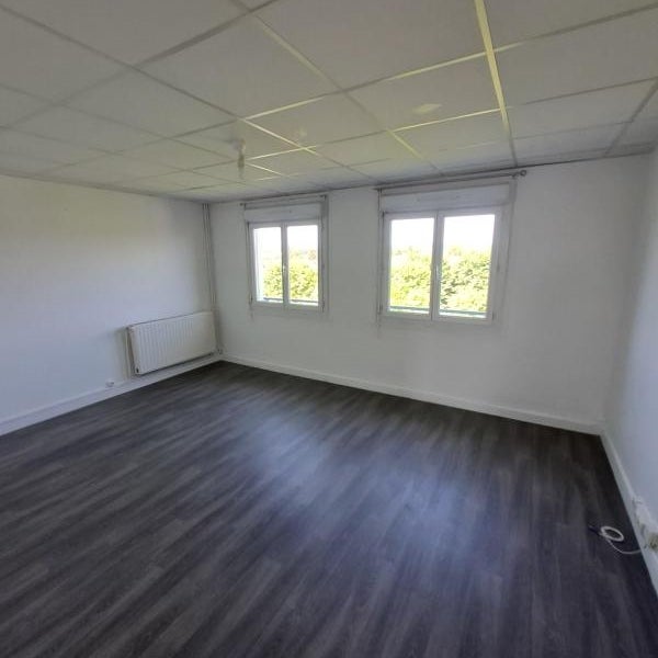 Appartement Place Raymond Barbé à Charvieu-Chavagneux