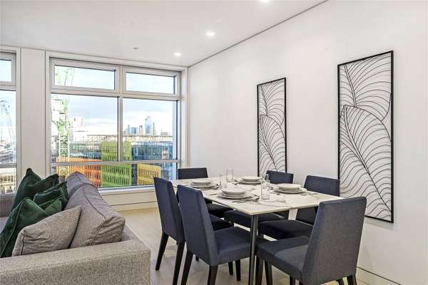 Flat Andrew Borde Street in Greater London
