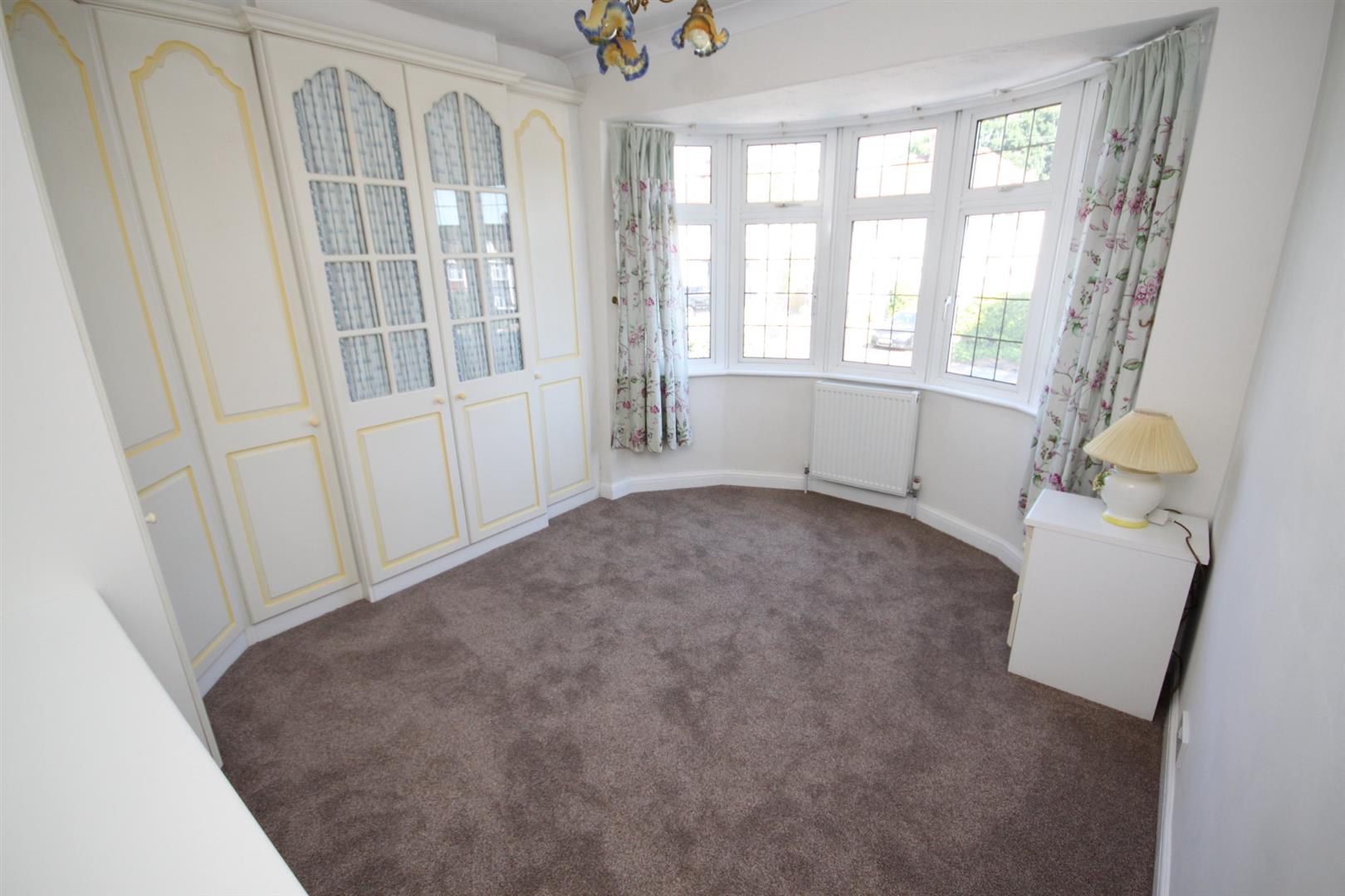 House Ember Close in Greater London
