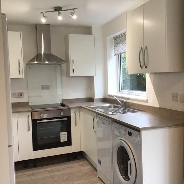 Flat Warren Down in Bracknell