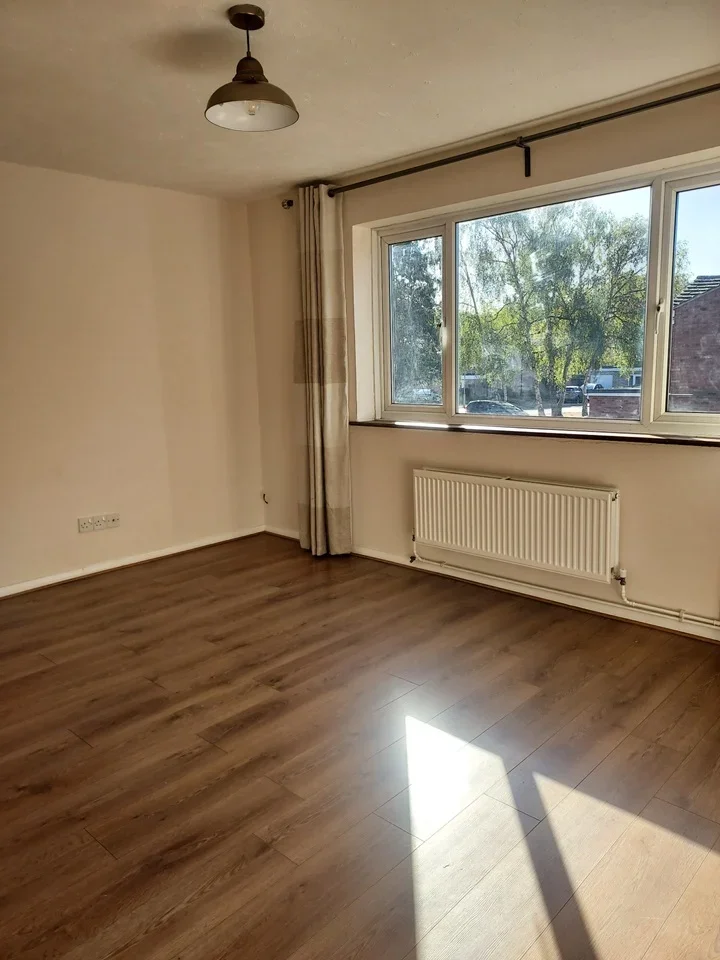 Flat Rowan Close in St Albans