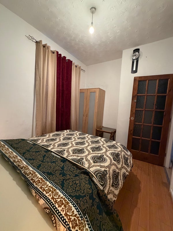 Room Frodsham Street in Manchester