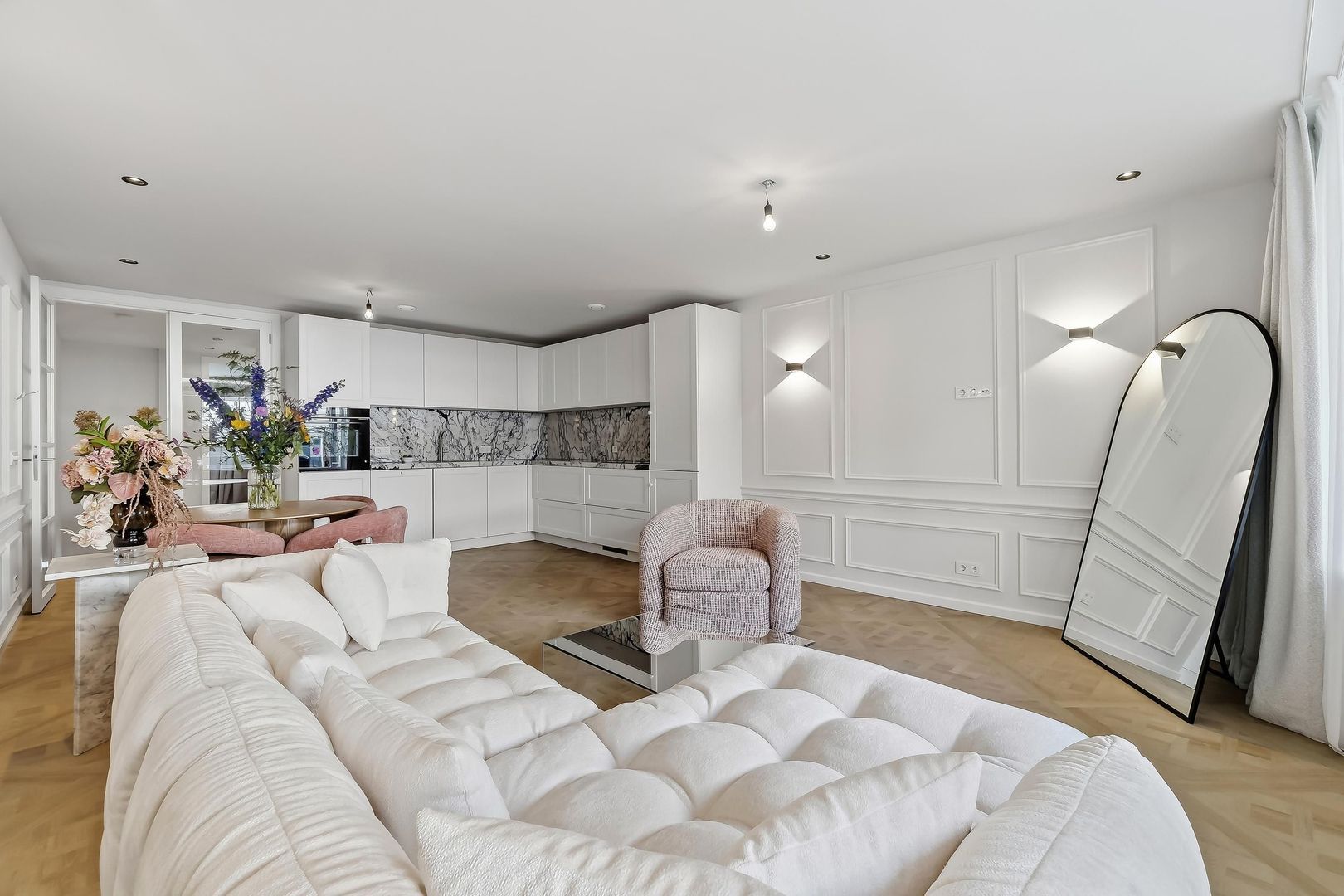 Appartement Frederikstraat 713 in Den Haag
