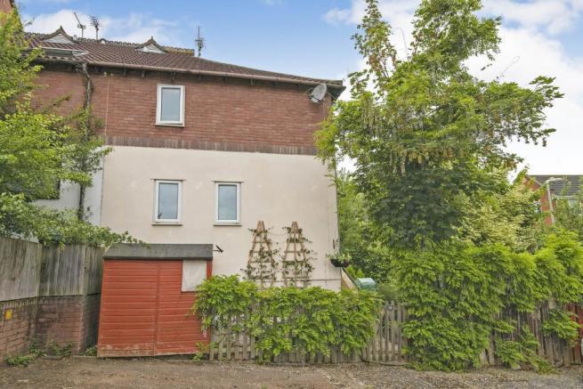 Flat Holne Court in Exeter