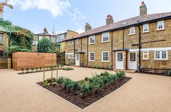 Flat Westmoreland Road in Greater London