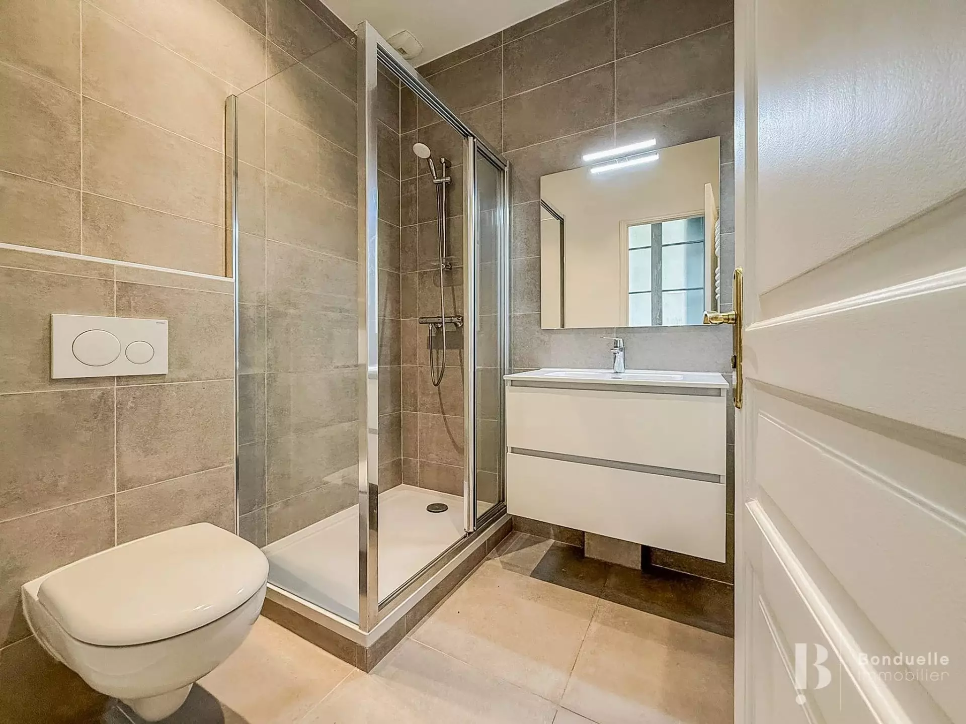 Appartement Rue du Général Delanne à Neuilly-sur-Seine