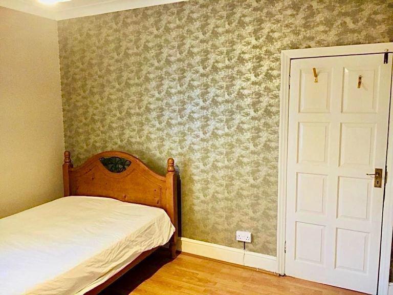 Room Villiers Road in Greater London