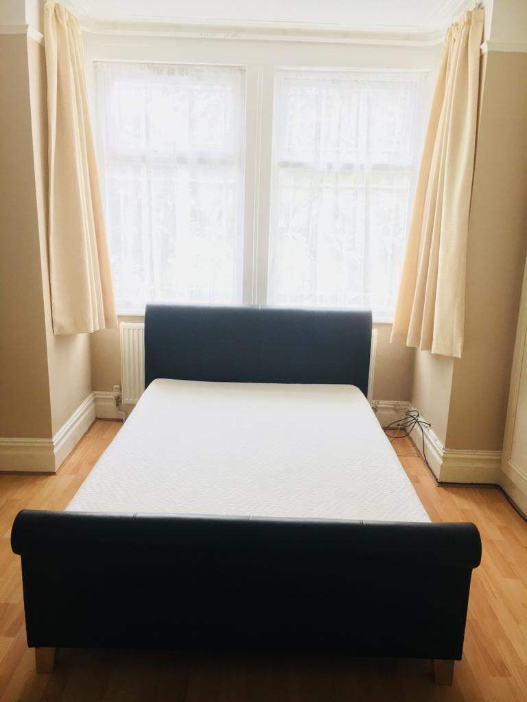 Room Villiers Road in Greater London