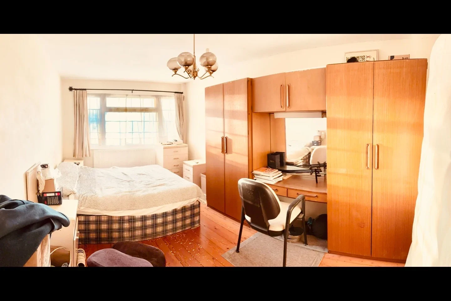 Room Warren Wood Road in Rochester