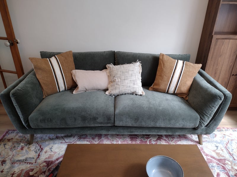 Room Wardle Court in Trafford