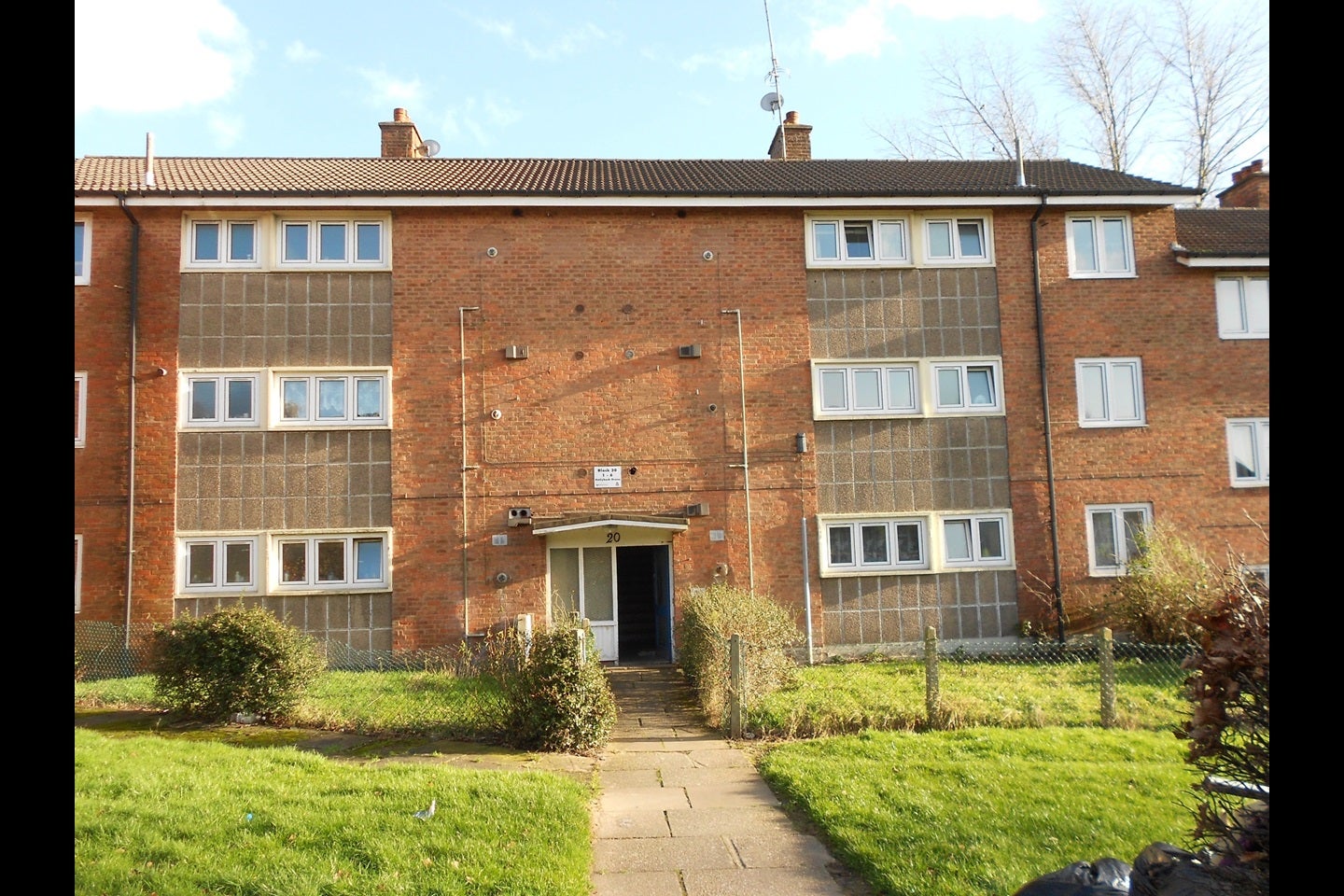 Flat Hollybush Grove in Birmingham